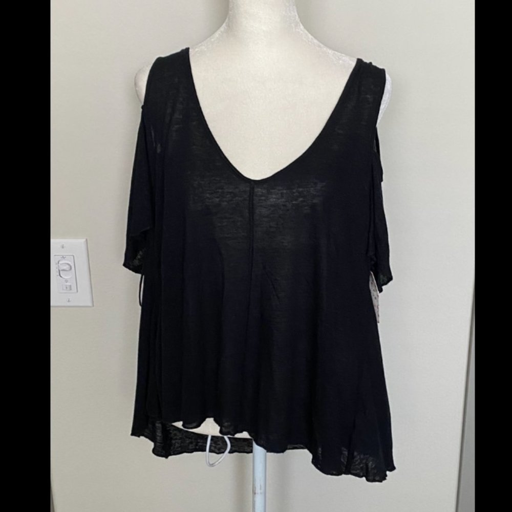 FREE‎ PEOPLE Black Top